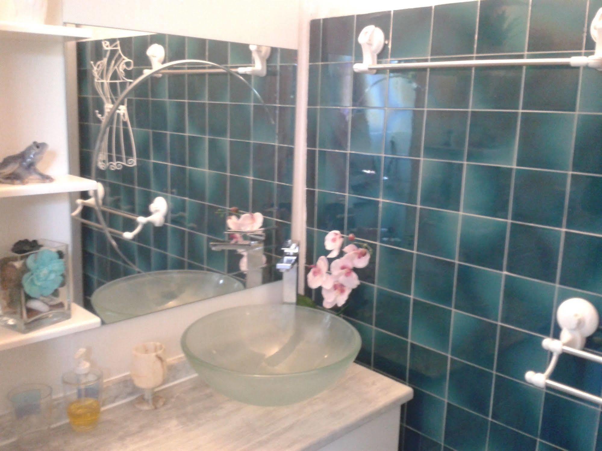 Appartement La Plage En Provence Le Pradet Bagian luar foto