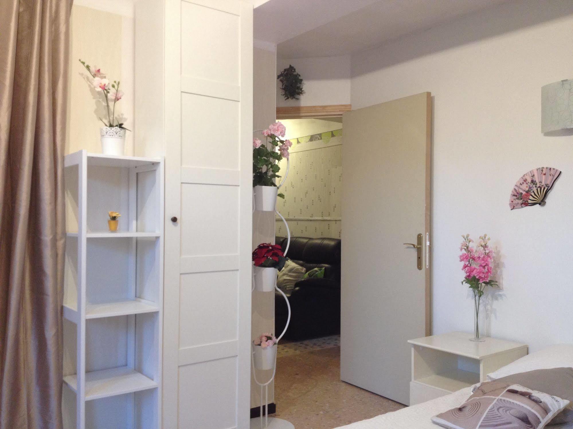 Appartement La Plage En Provence Le Pradet Bagian luar foto