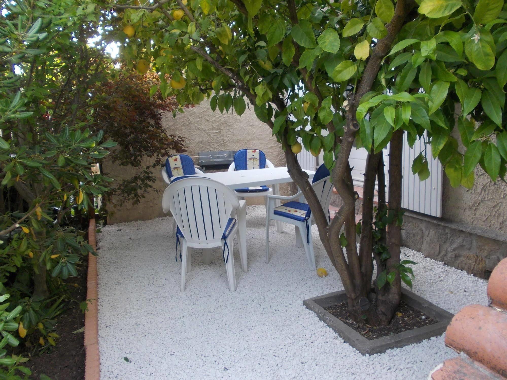 Appartement La Plage En Provence Le Pradet Bagian luar foto